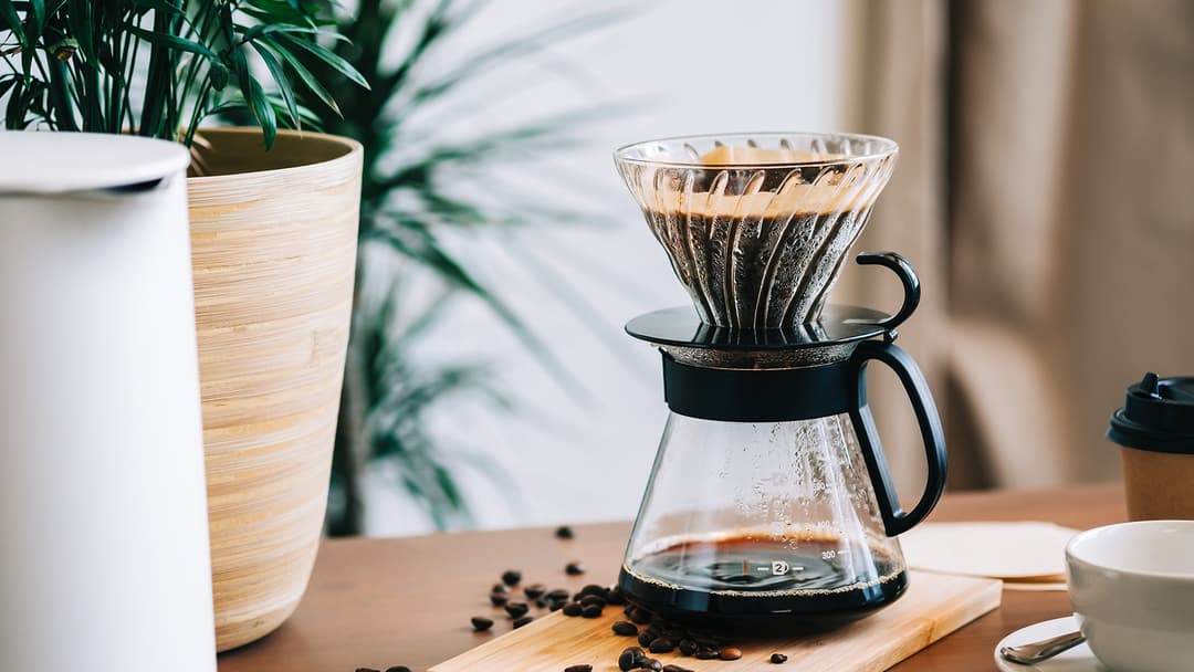Aprenda a preparar seu café em casa com o método V60